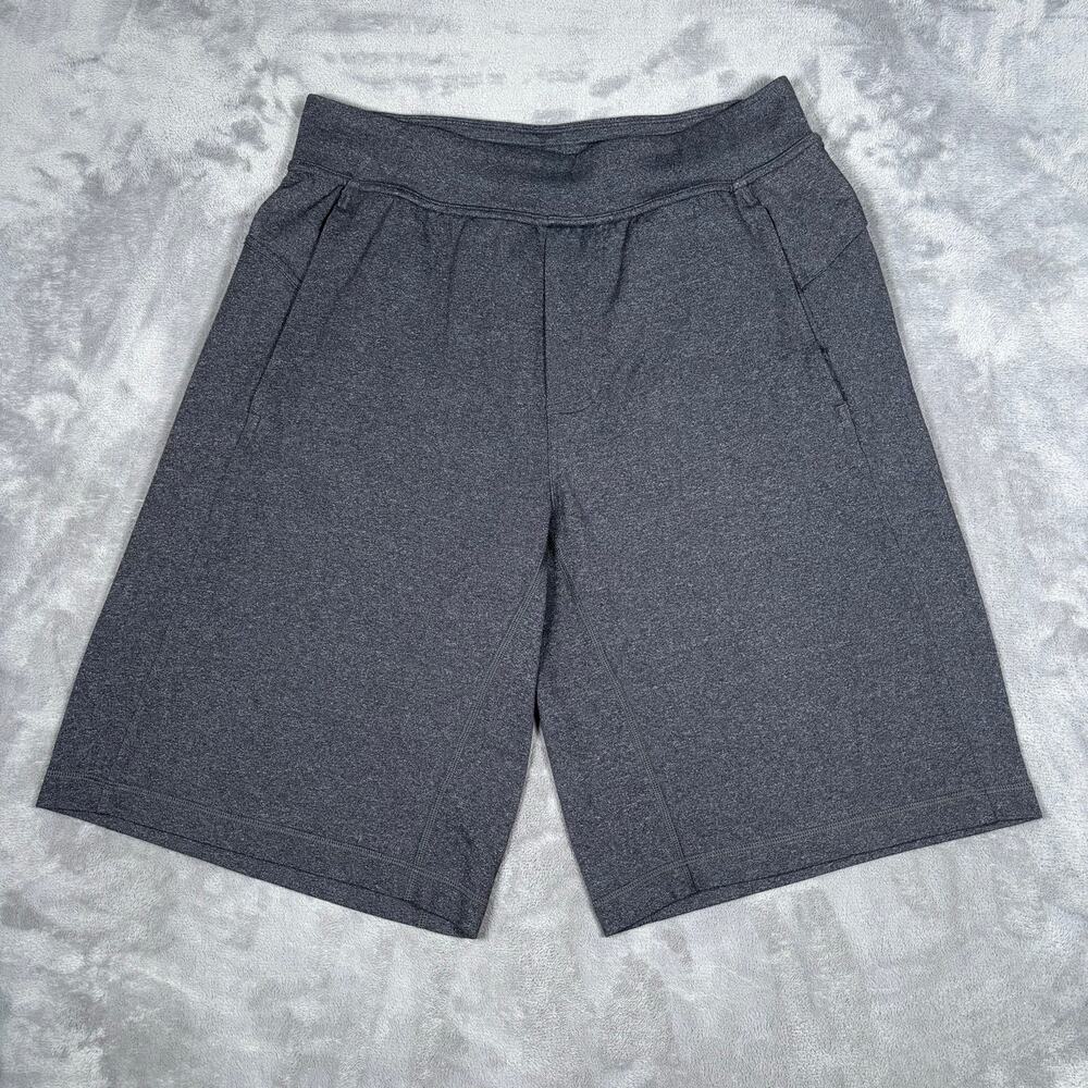 Lululemon Men’s Charcoal Heather Athletic Training Shorts Size M